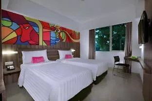 Favehotel Kartika Plaza