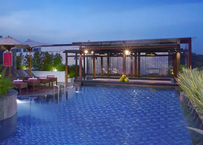 Favehotel Kartika Plaza ホテル クタ