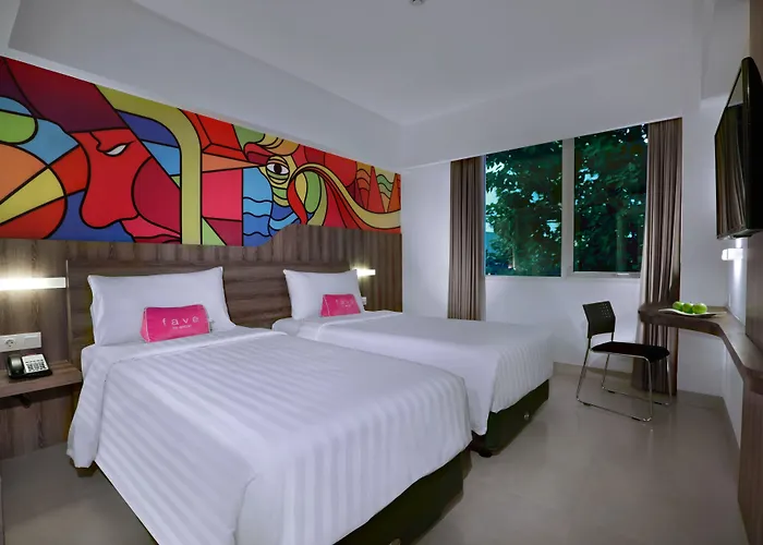 ホテル Favehotel Kartika Plaza クタ
