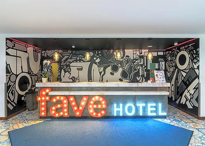 Favehotel Kartika Plaza ホテル クタ