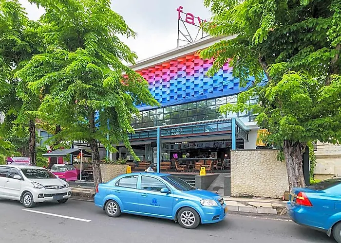 Favehotel Kartika Plaza ホテル クタ