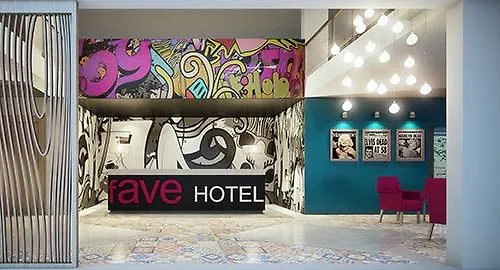 Favehotel Kartika Plaza ホテル