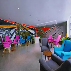 Favehotel Kartika Plaza 3* クタ