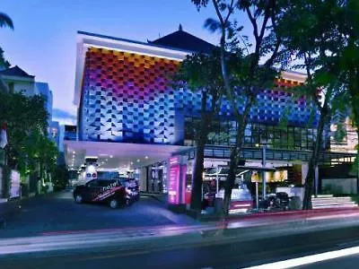 Favehotel Kartika Plaza ホテル