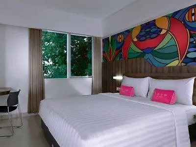 Favehotel Kartika Plaza 3* クタ
